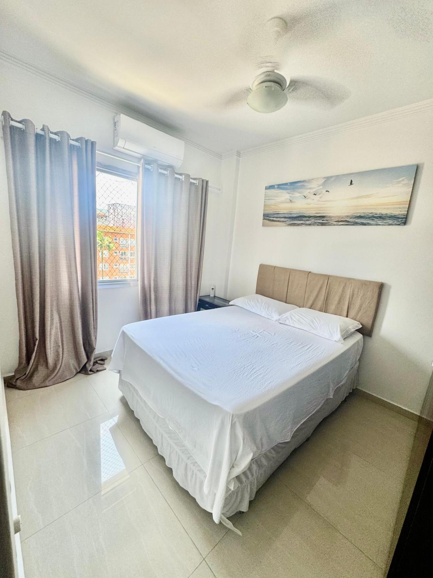 Excelente Apartamento Bem Localizado A 450 Metros Da Praia Guaruja Bagian luar foto