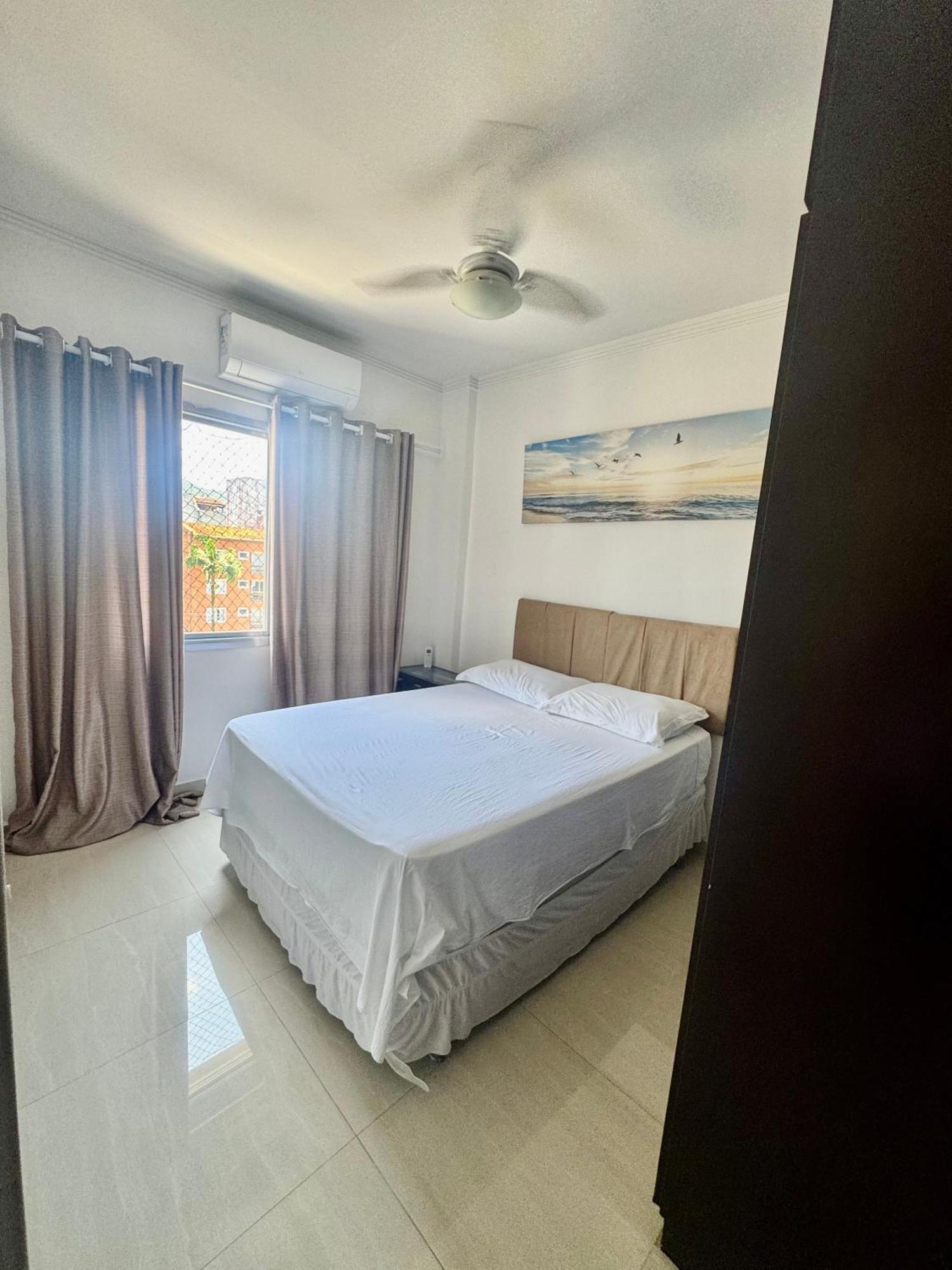 Excelente Apartamento Bem Localizado A 450 Metros Da Praia Guaruja Bagian luar foto