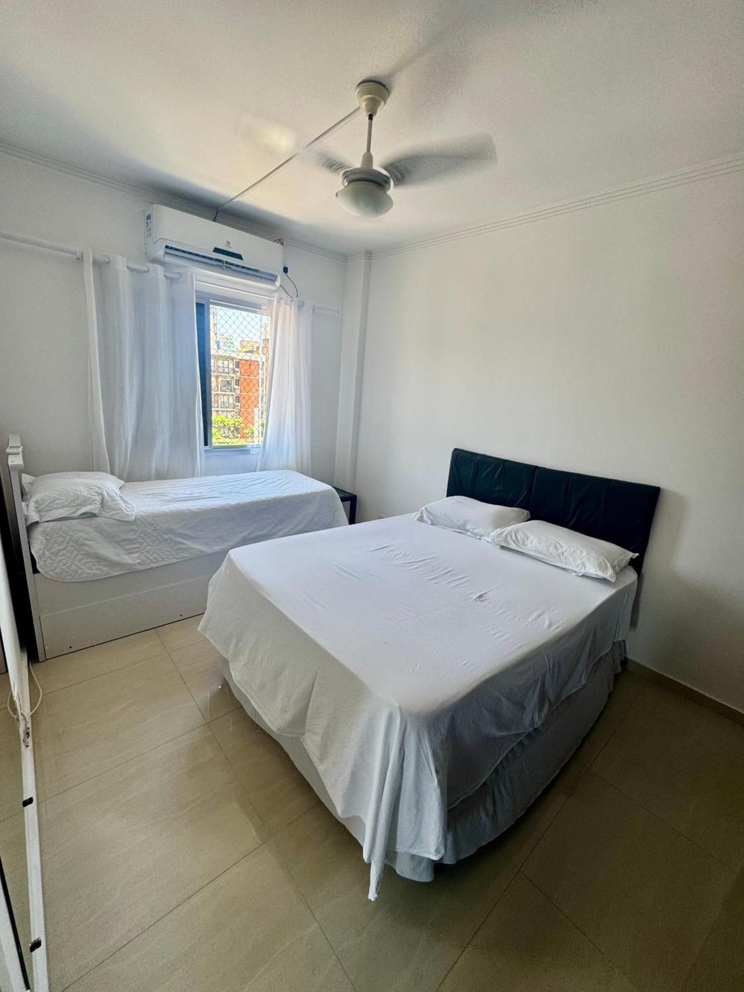 Excelente Apartamento Bem Localizado A 450 Metros Da Praia Guaruja Bagian luar foto