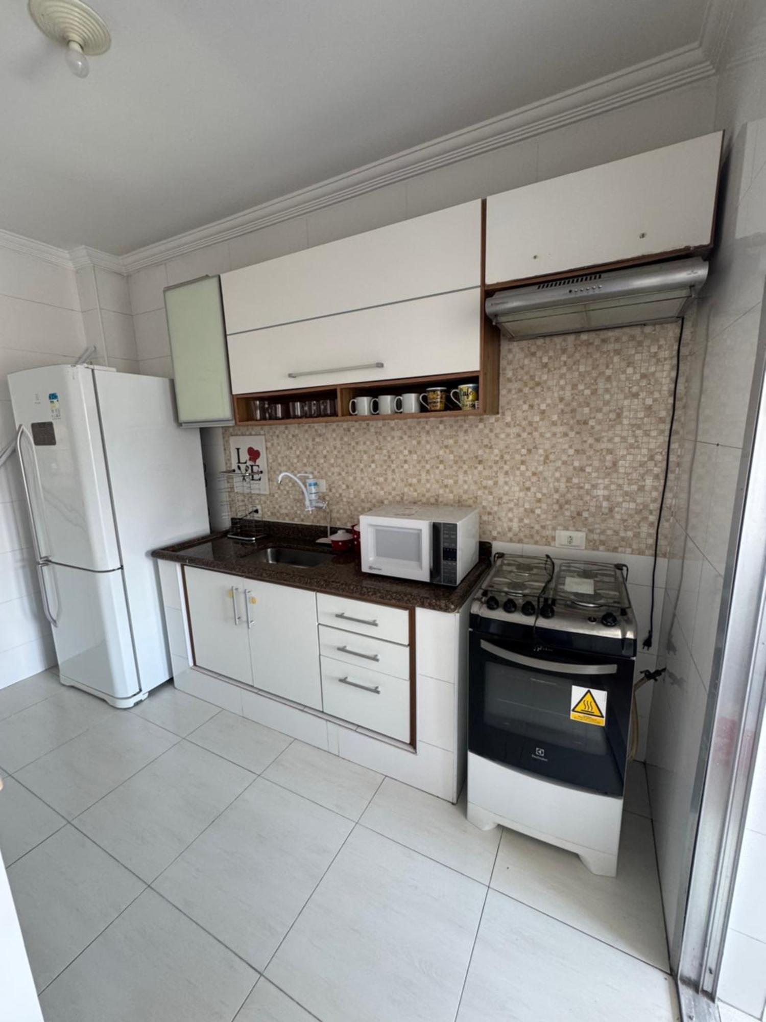 Excelente Apartamento Bem Localizado A 450 Metros Da Praia Guaruja Bagian luar foto